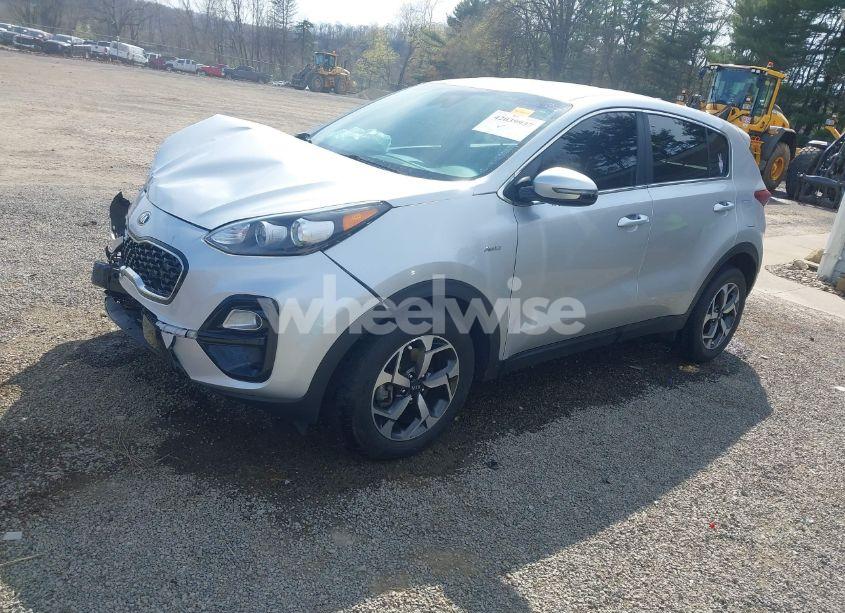 Photo 2 of 2020 Kia Sportage LX (VIN KNDPMCAC2L7801893)