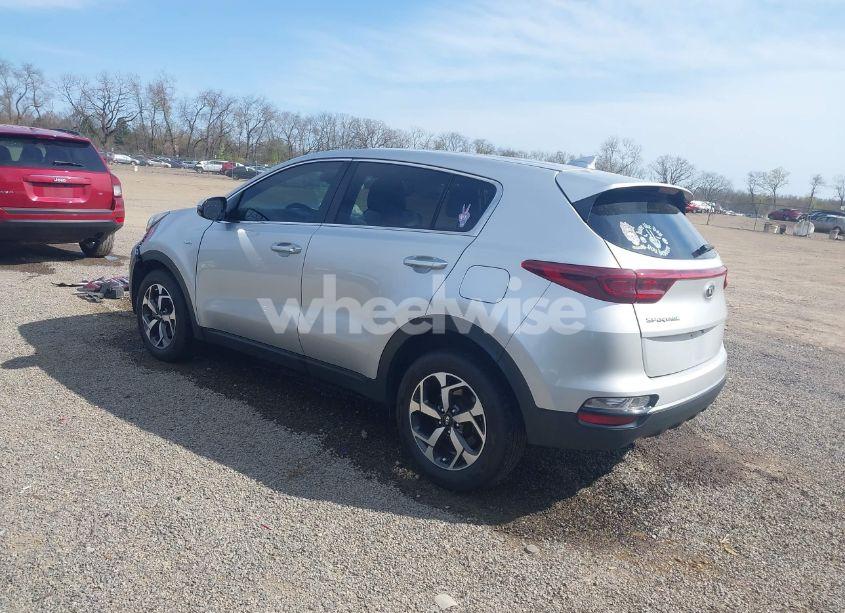 Photo 3 of 2020 Kia Sportage LX (VIN KNDPMCAC2L7801893)