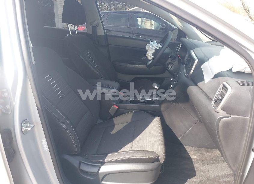 Photo 5 of 2020 Kia Sportage LX (VIN KNDPMCAC2L7801893)