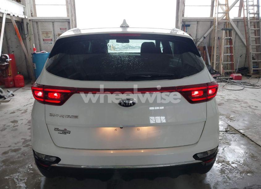 Photo 16 of 2021 Kia Sportage LX (VIN KNDPMCAC2M7889815)
