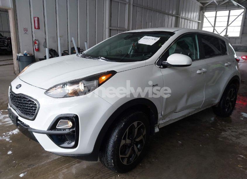 Photo 2 of 2021 Kia Sportage LX (VIN KNDPMCAC2M7889815)