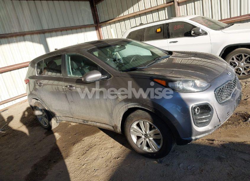 Photo 13 of 2019 Kia Sportage LX (VIN KNDPMCAC4K7502453)