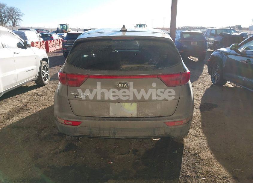 Photo 16 of 2019 Kia Sportage LX (VIN KNDPMCAC4K7502453)