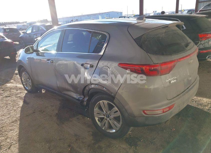 Photo 3 of 2019 Kia Sportage LX (VIN KNDPMCAC4K7502453)