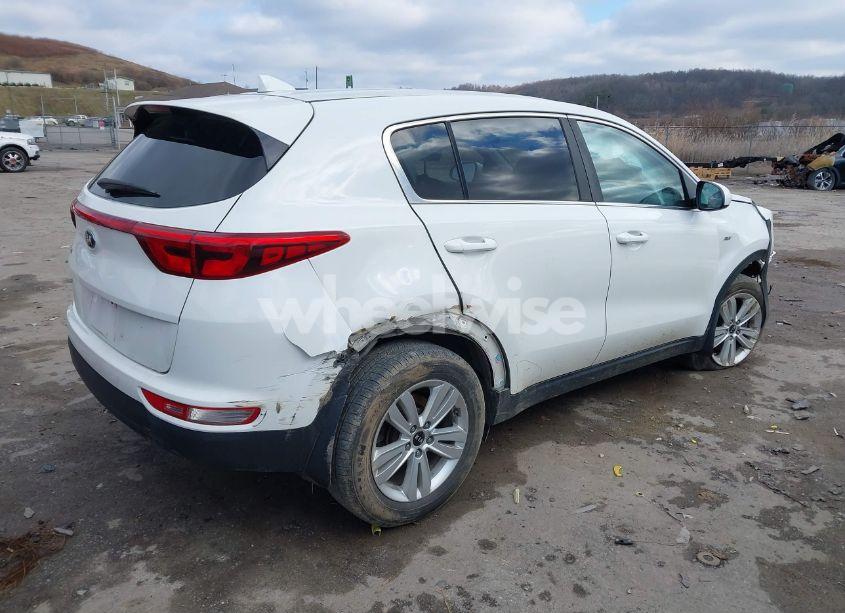 Photo 4 of 2019 Kia Sportage LX (VIN KNDPMCAC4K7531189)