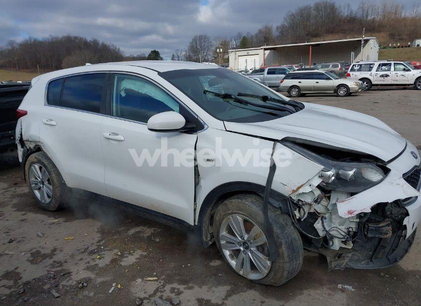 Photo 6 of 2019 Kia Sportage LX (VIN KNDPMCAC4K7531189)