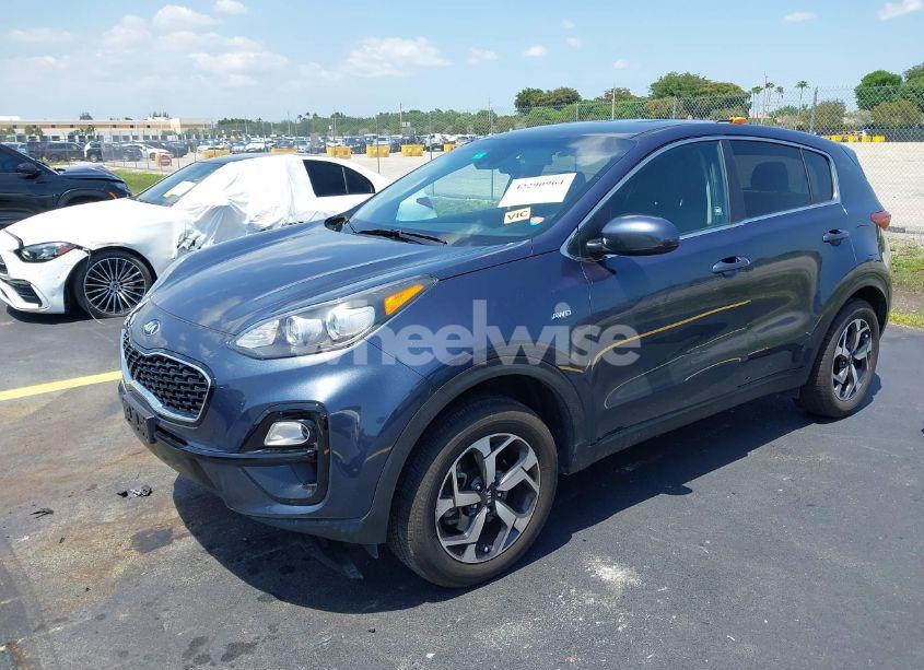 Photo 2 of 2021 Kia Sportage LX (VIN KNDPMCAC4M7933457)