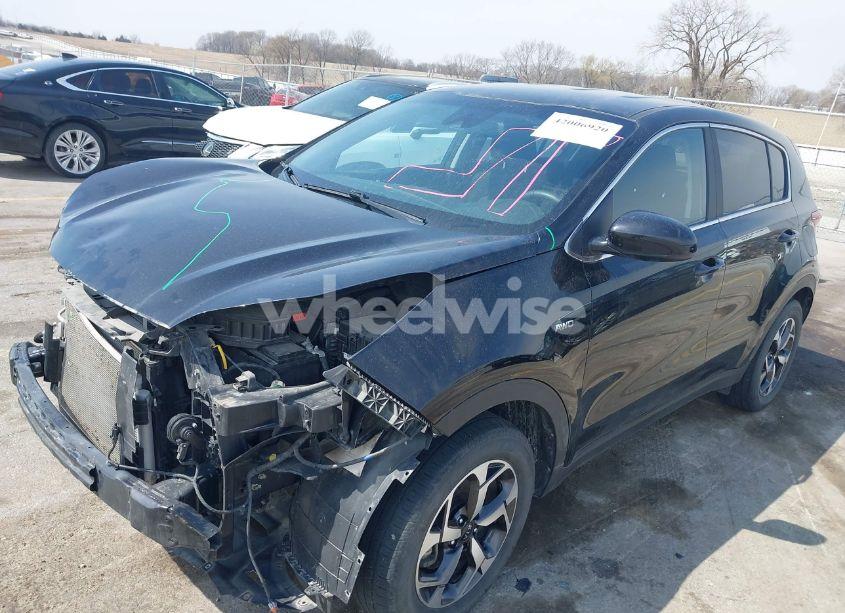Photo 2 of 2022 Kia Sportage LX (VIN KNDPMCAC4N7955783)