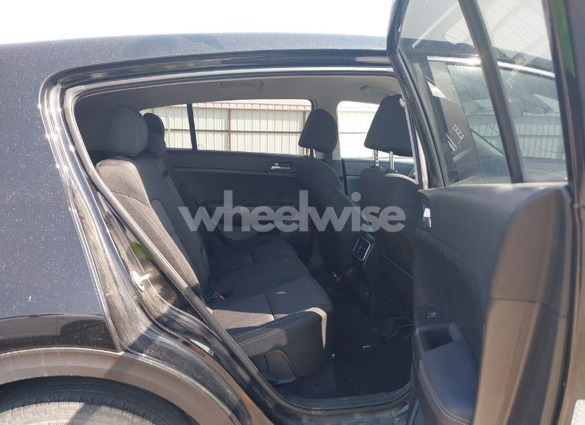 Photo 8 of 2022 Kia Sportage LX (VIN KNDPMCAC4N7955783)