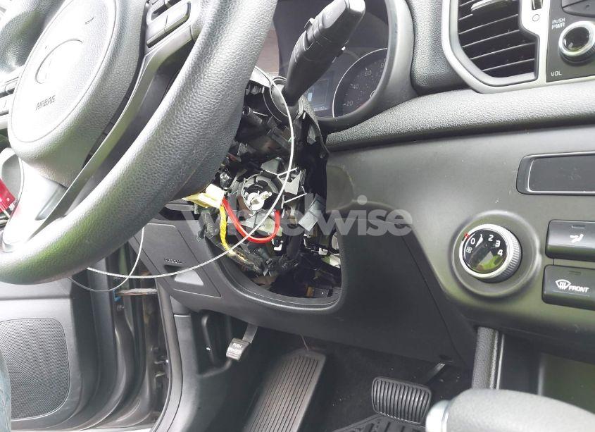 Photo 18 of 2017 Kia Sportage LX (VIN KNDPMCAC5H7126581)