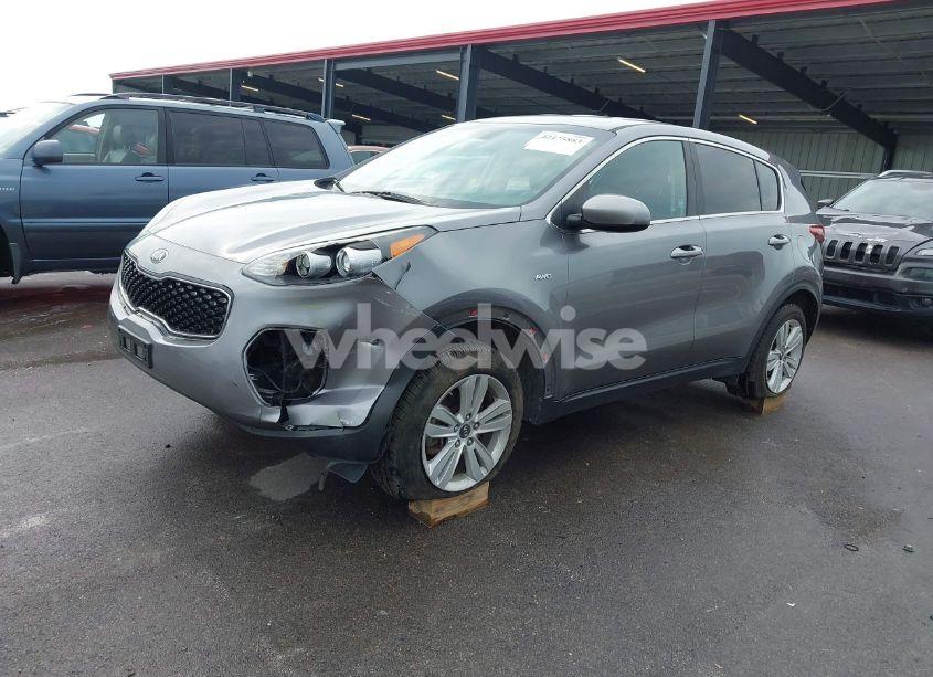 Photo 2 of 2017 Kia Sportage LX (VIN KNDPMCAC5H7126581)