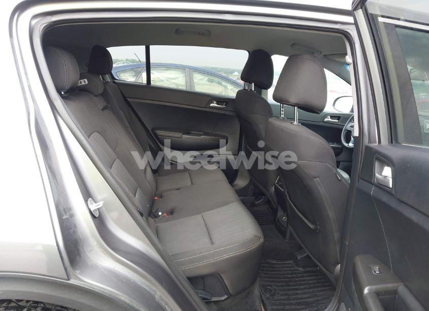 Photo 8 of 2017 Kia Sportage LX (VIN KNDPMCAC5H7126581)