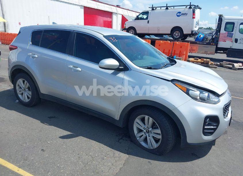 2017 Kia Sportage LX (VIN KNDPMCAC5H7282345) main photo
