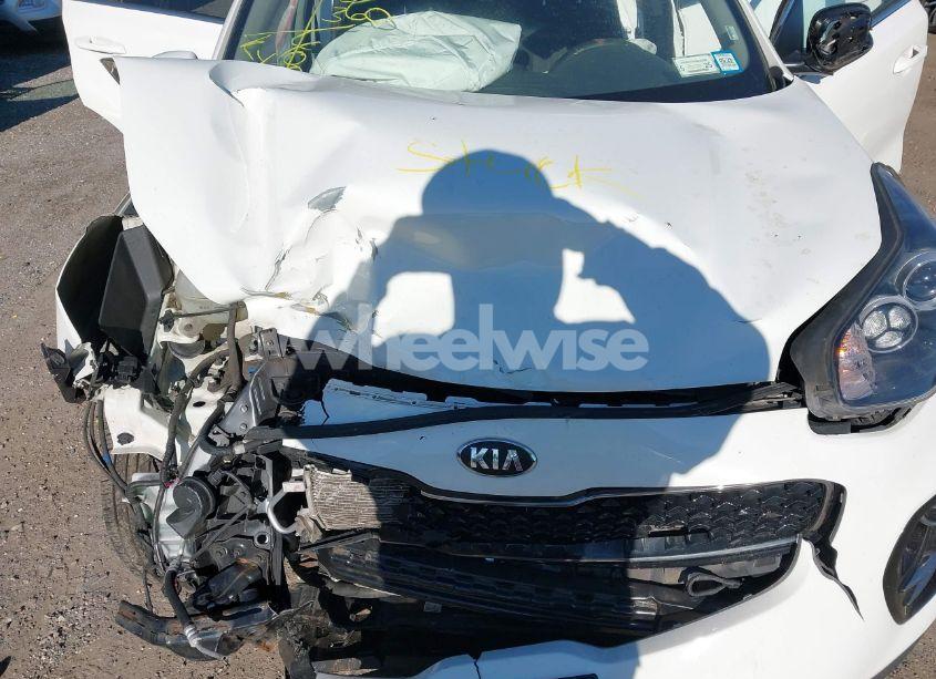 Photo 10 of 2019 Kia Sportage LX (VIN KNDPMCAC5K7608992)