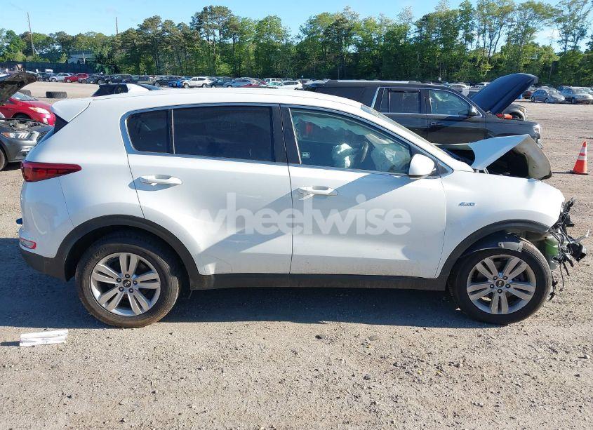 Photo 13 of 2019 Kia Sportage LX (VIN KNDPMCAC5K7608992)