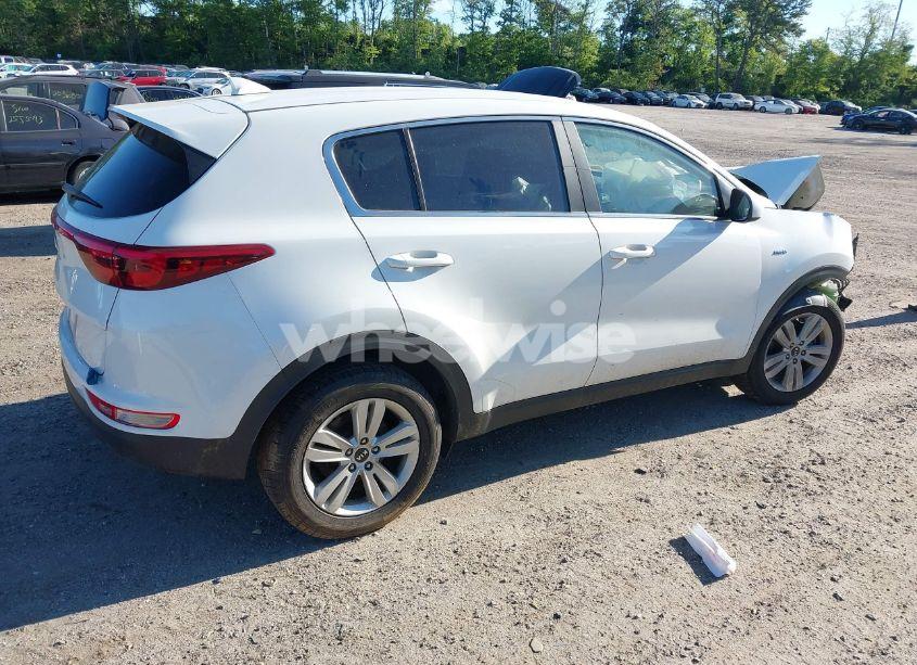 Photo 4 of 2019 Kia Sportage LX (VIN KNDPMCAC5K7608992)