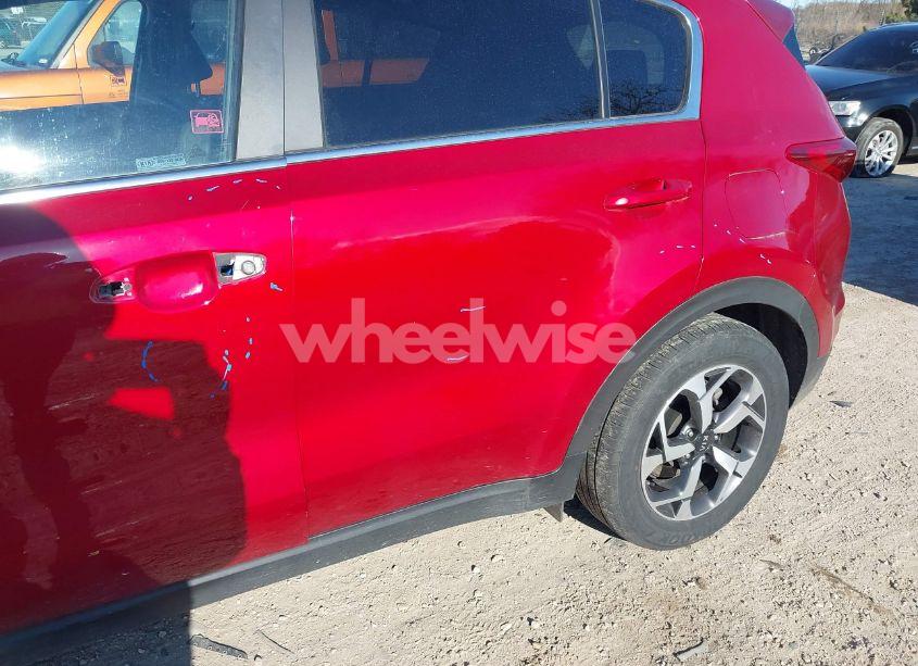 Photo 6 of 2021 Kia Sportage LX (VIN KNDPMCAC5M7911502)