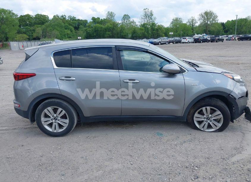 Photo 13 of 2019 Kia Sportage LX (VIN KNDPMCAC6K7624165)