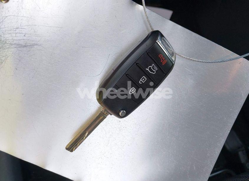 Photo 11 of 2020 Kia Sportage LX (VIN KNDPMCAC6L7643302)