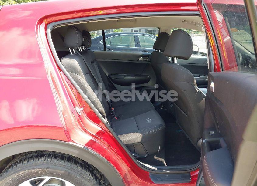 Photo 8 of 2020 Kia Sportage LX (VIN KNDPMCAC6L7643302)