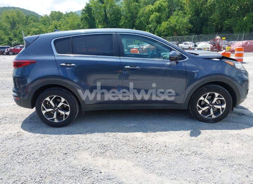 Photo 13 of 2020 Kia Sportage LX (VIN KNDPMCAC7L7683694)