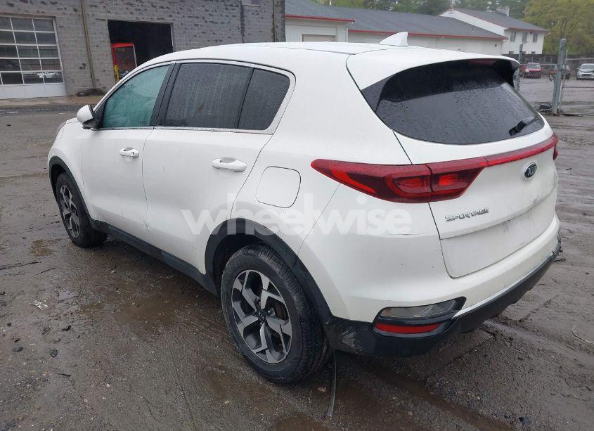 Photo 3 of 2022 Kia Sportage LX (VIN KNDPMCAC7N7008656)