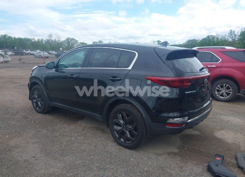 Photo 3 of 2022 Kia Sportage LX (VIN KNDPMCAC7N7026350)