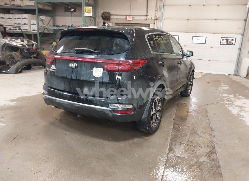 Photo 4 of 2022 Kia Sportage LX (VIN KNDPMCAC7N7999941)