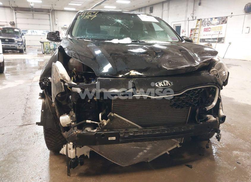 Photo 6 of 2022 Kia Sportage LX (VIN KNDPMCAC7N7999941)