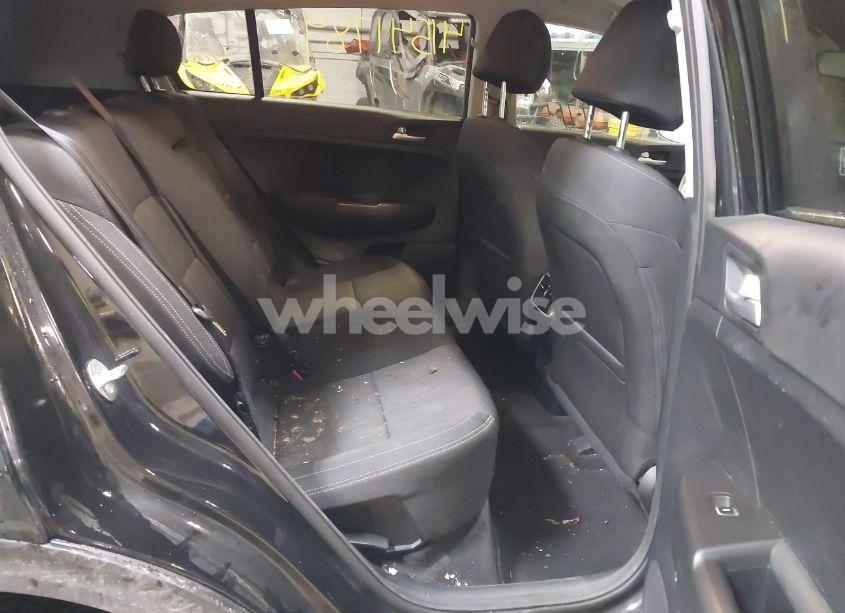 Photo 8 of 2022 Kia Sportage LX (VIN KNDPMCAC7N7999941)