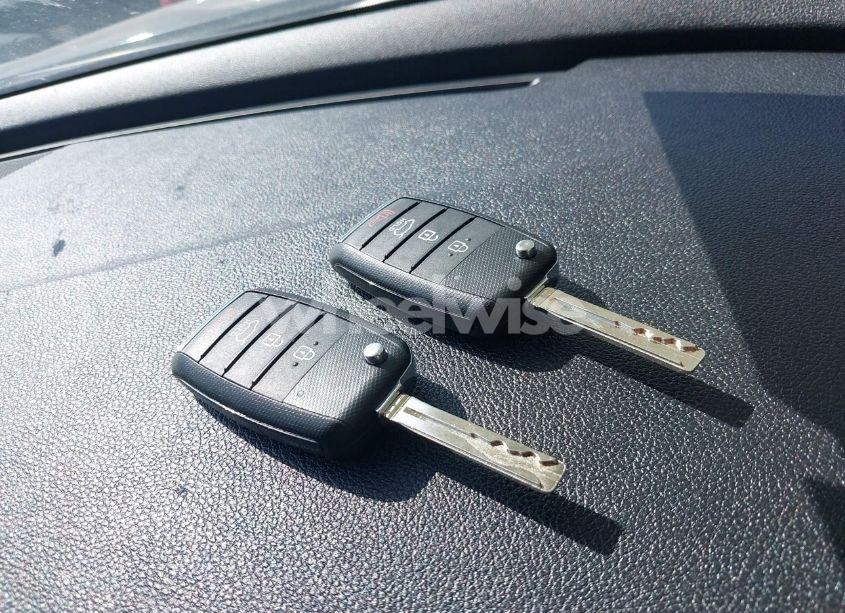 Photo 11 of 2020 Kia Sportage LX (VIN KNDPMCAC8L7733535)