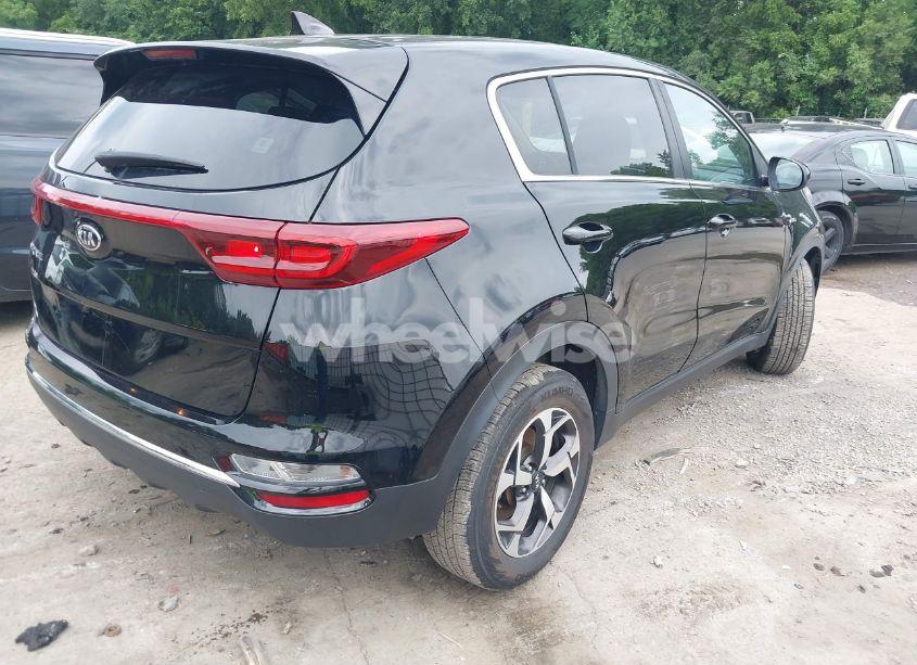 Photo 4 of 2020 Kia Sportage LX (VIN KNDPMCAC8L7733535)