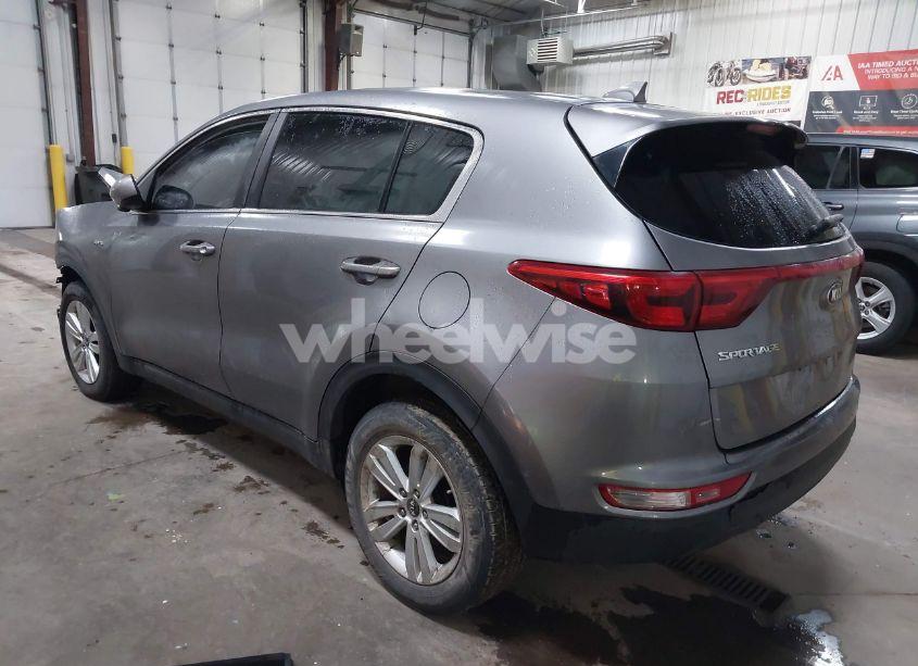Photo 3 of 2017 Kia Sportage LX (VIN KNDPMCAC9H7198786)