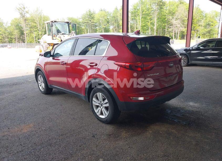 Photo 3 of 2018 Kia Sportage LX (VIN KNDPMCAC9J7386293)
