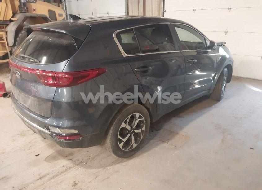 Photo 4 of 2020 Kia Sportage LX (VIN KNDPMCAC9L7797924)
