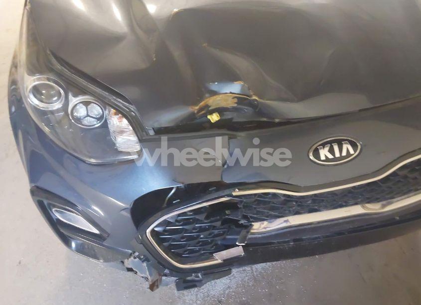Photo 6 of 2020 Kia Sportage LX (VIN KNDPMCAC9L7797924)
