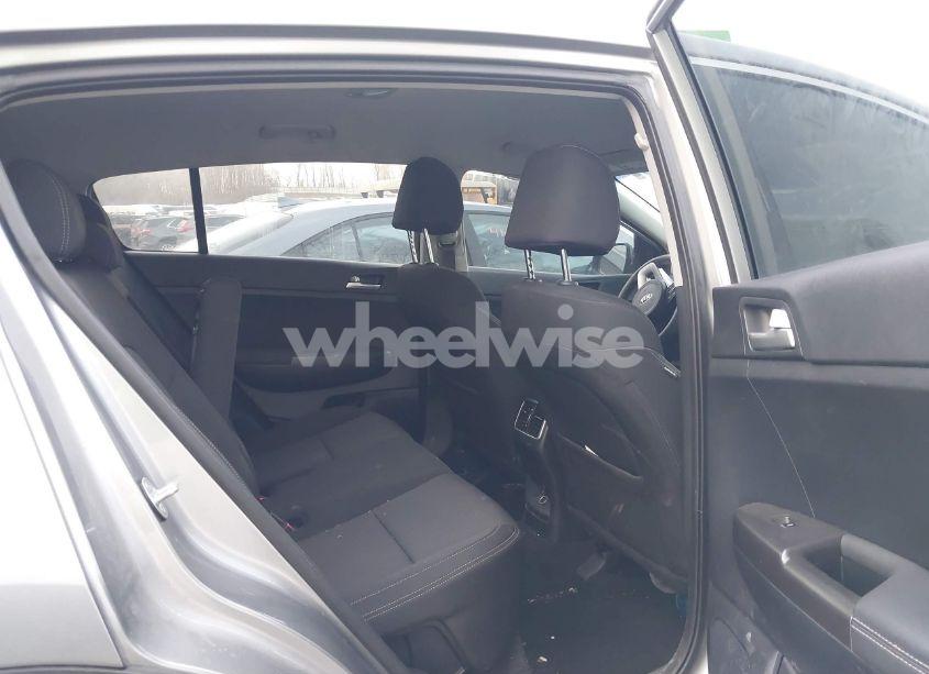 Photo 8 of 2021 Kia Sportage LX (VIN KNDPMCAC9M7917898)