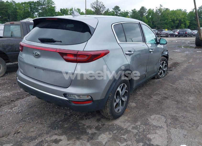 Photo 4 of 2022 Kia Sportage LX (VIN KNDPMCAC9N7017360)