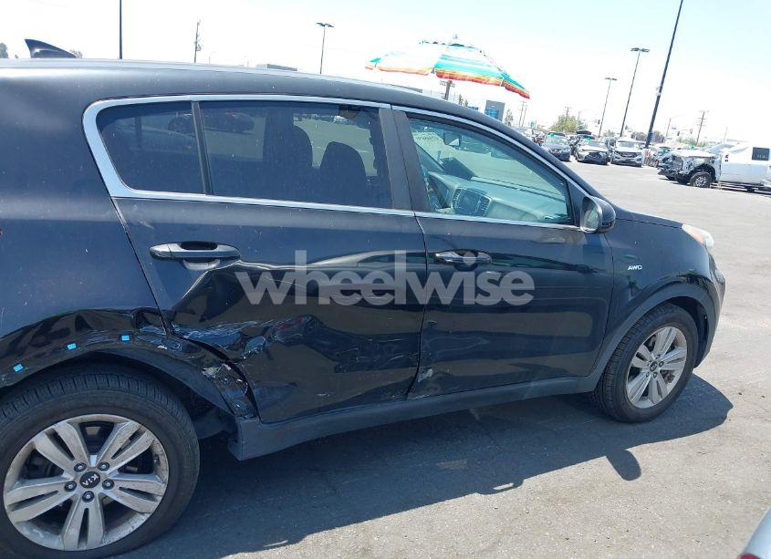 Photo 14 of 2017 Kia Sportage LX (VIN KNDPMCACXH7122834)