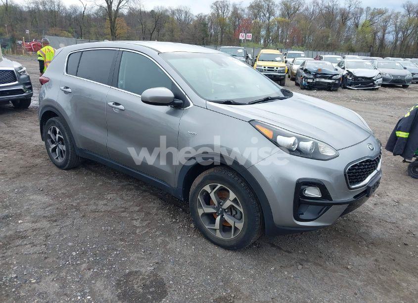 2020 Kia Sportage LX (VIN KNDPMCACXL7781585) main photo