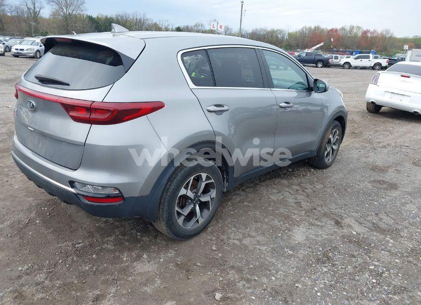 Photo 4 of 2020 Kia Sportage LX (VIN KNDPMCACXL7781585)