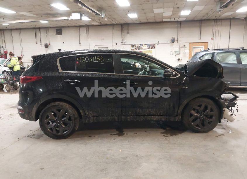 Photo 13 of 2022 Kia Sportage LX (VIN KNDPMCACXN7002186)