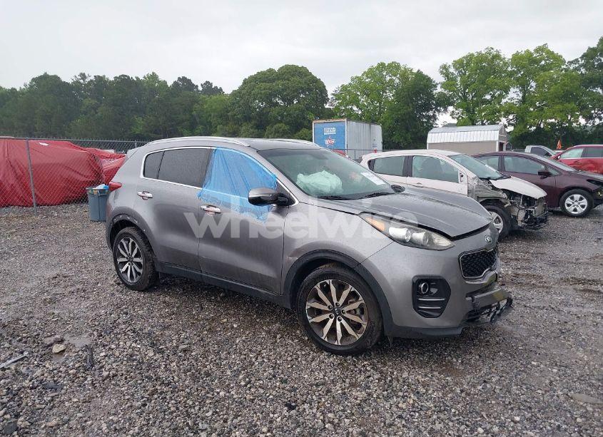 2018 Kia Sportage EX (VIN KNDPN3AC0J7310720) main photo