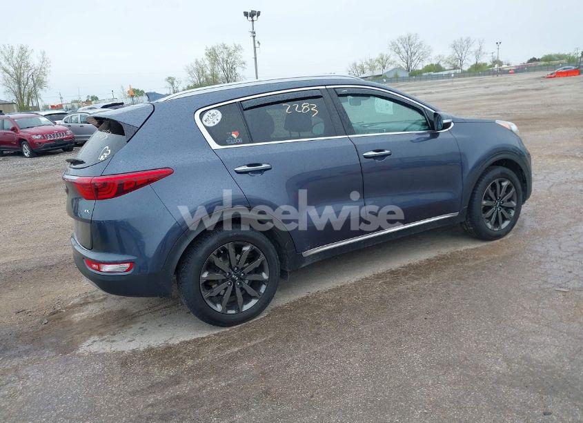 Photo 4 of 2018 Kia Sportage EX (VIN KNDPN3AC0J7477840)