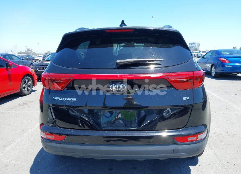 Photo 16 of 2019 Kia Sportage EX (VIN KNDPN3AC2K7602435)