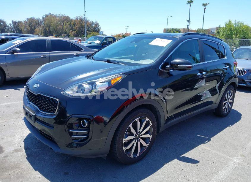 Photo 2 of 2019 Kia Sportage EX (VIN KNDPN3AC2K7602435)