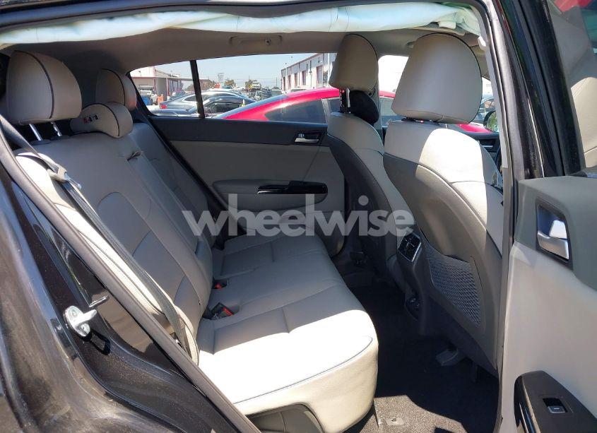 Photo 8 of 2019 Kia Sportage EX (VIN KNDPN3AC2K7602435)