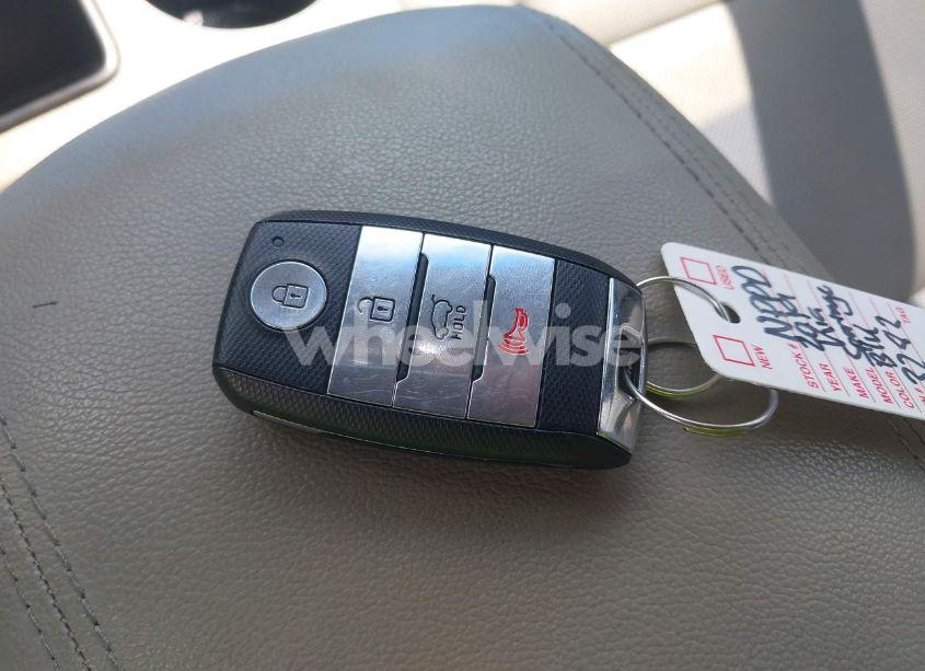 Photo 11 of 2019 Kia Sportage EX (VIN KNDPN3AC3K7543282)