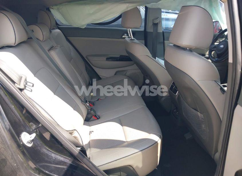 Photo 8 of 2019 Kia Sportage EX (VIN KNDPN3AC3K7543282)