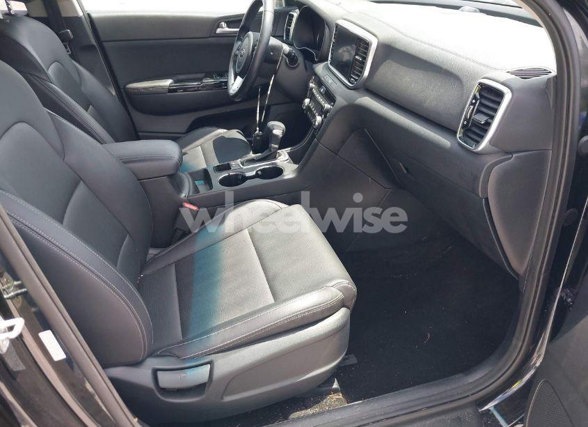 Photo 5 of 2022 Kia Sportage EX (VIN KNDPN3AC6N7007642)